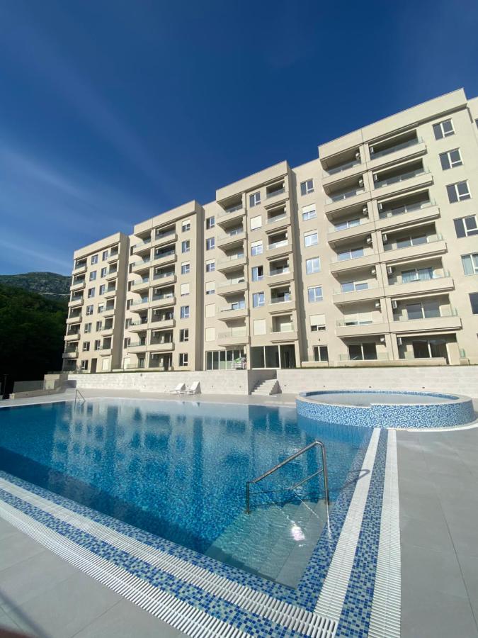 Comfort Studio With Sea View And Swimming Pool Becici  Exterior photo